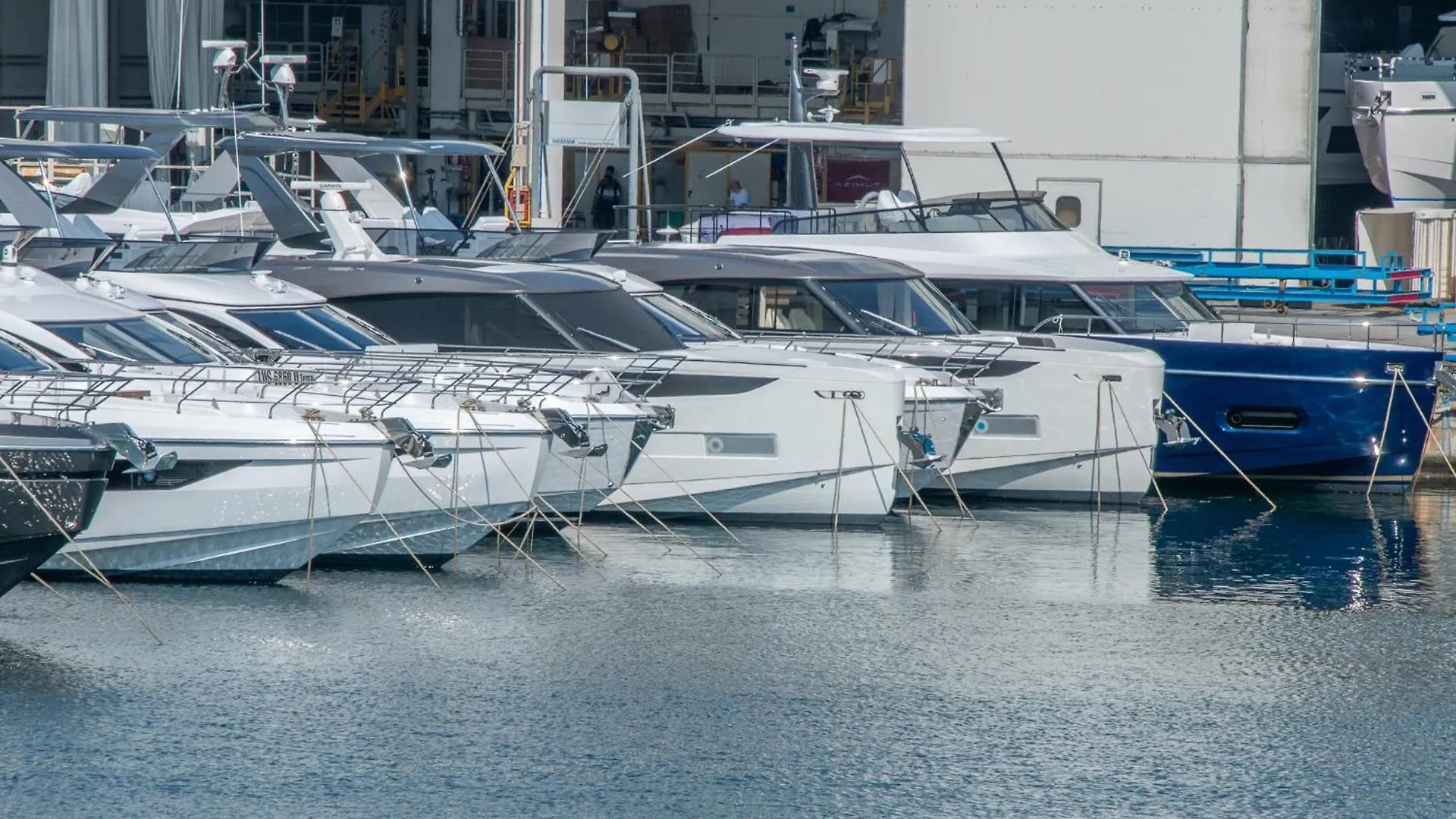 Attico Terrazza Reef Daire Savona 0*,