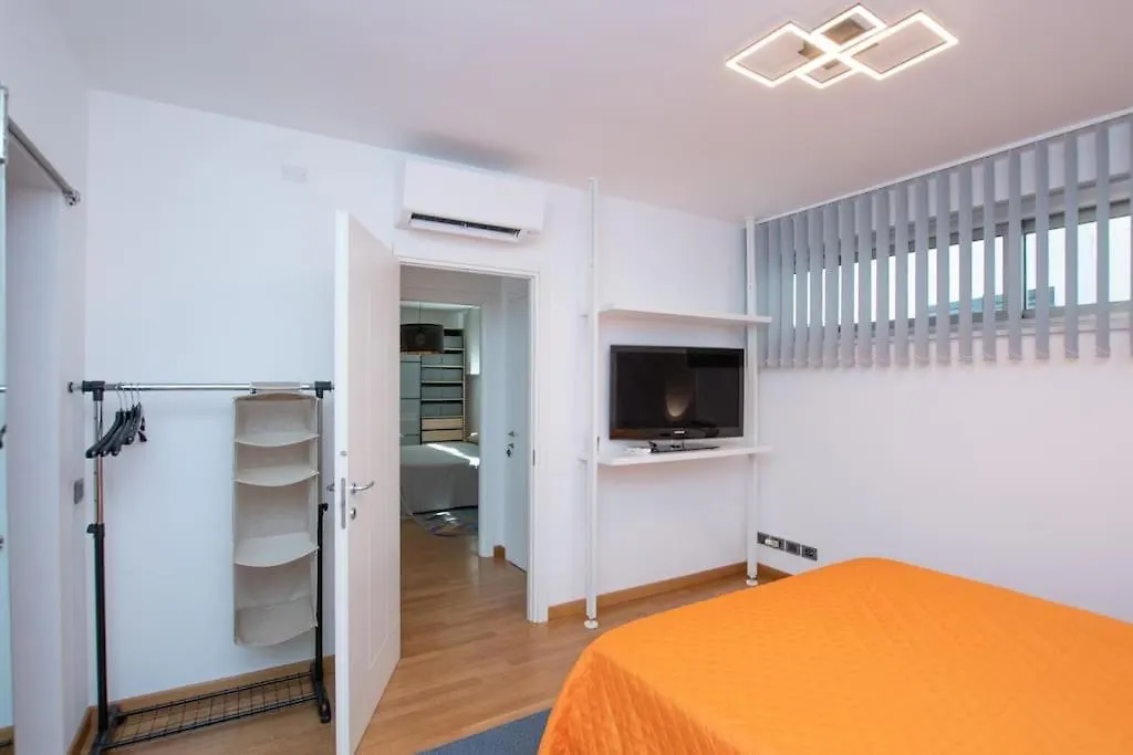 Attico Terrazza Reef Daire Savona