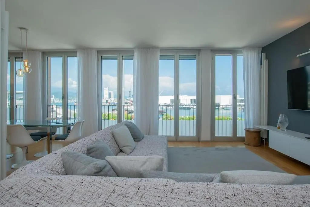 Attico Terrazza Reef Daire Savona